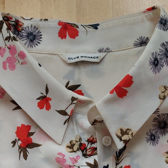 Club Monaco white floral sleevless button up blouse with collar - Picture 2 of 5
